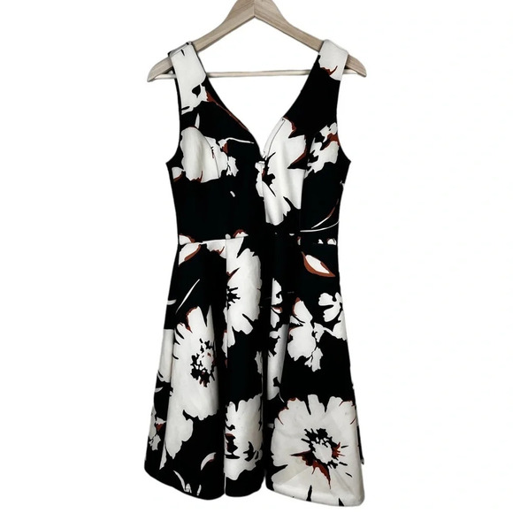 Maeve • Black Scuba Amory Fit & Flare Floral Casual Dress - Picture 2 of 9
